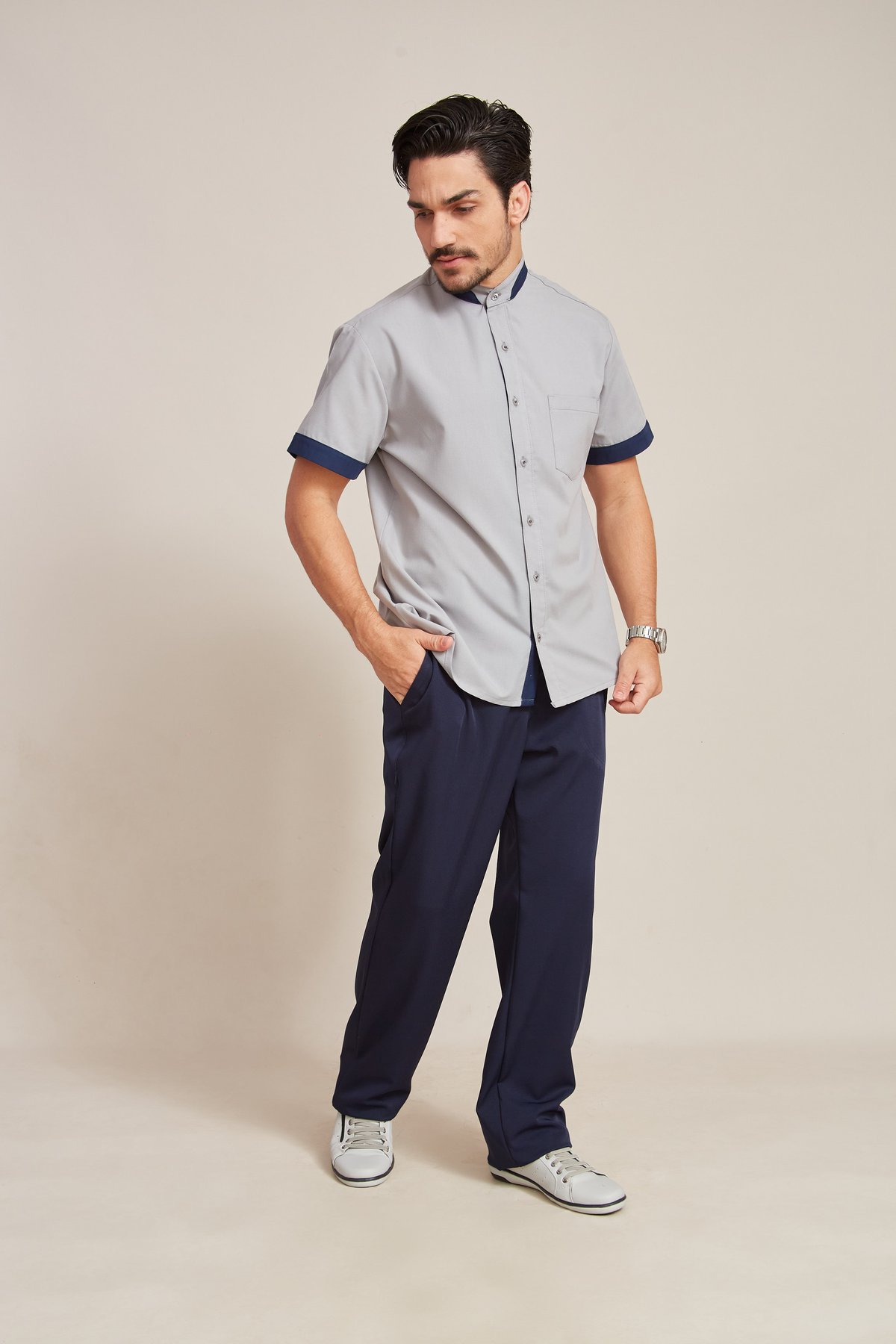 Camisa Social Masculina Manga Curta com Gola Padre Contrastante — imagem 5