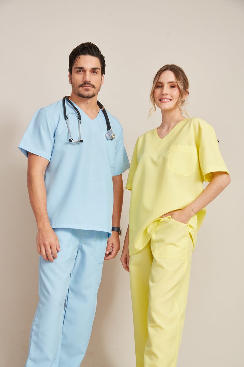Conjunto Scrub Clássico Gola V — imagem 4