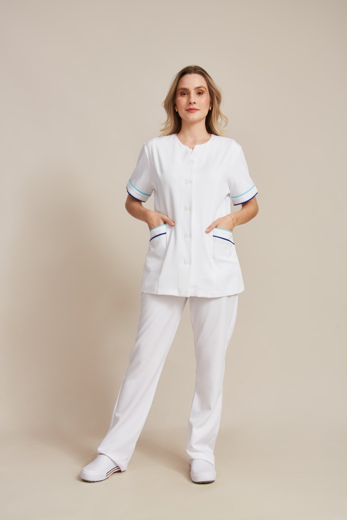 Blusa Scrub Vivo com Botões — imagem 3