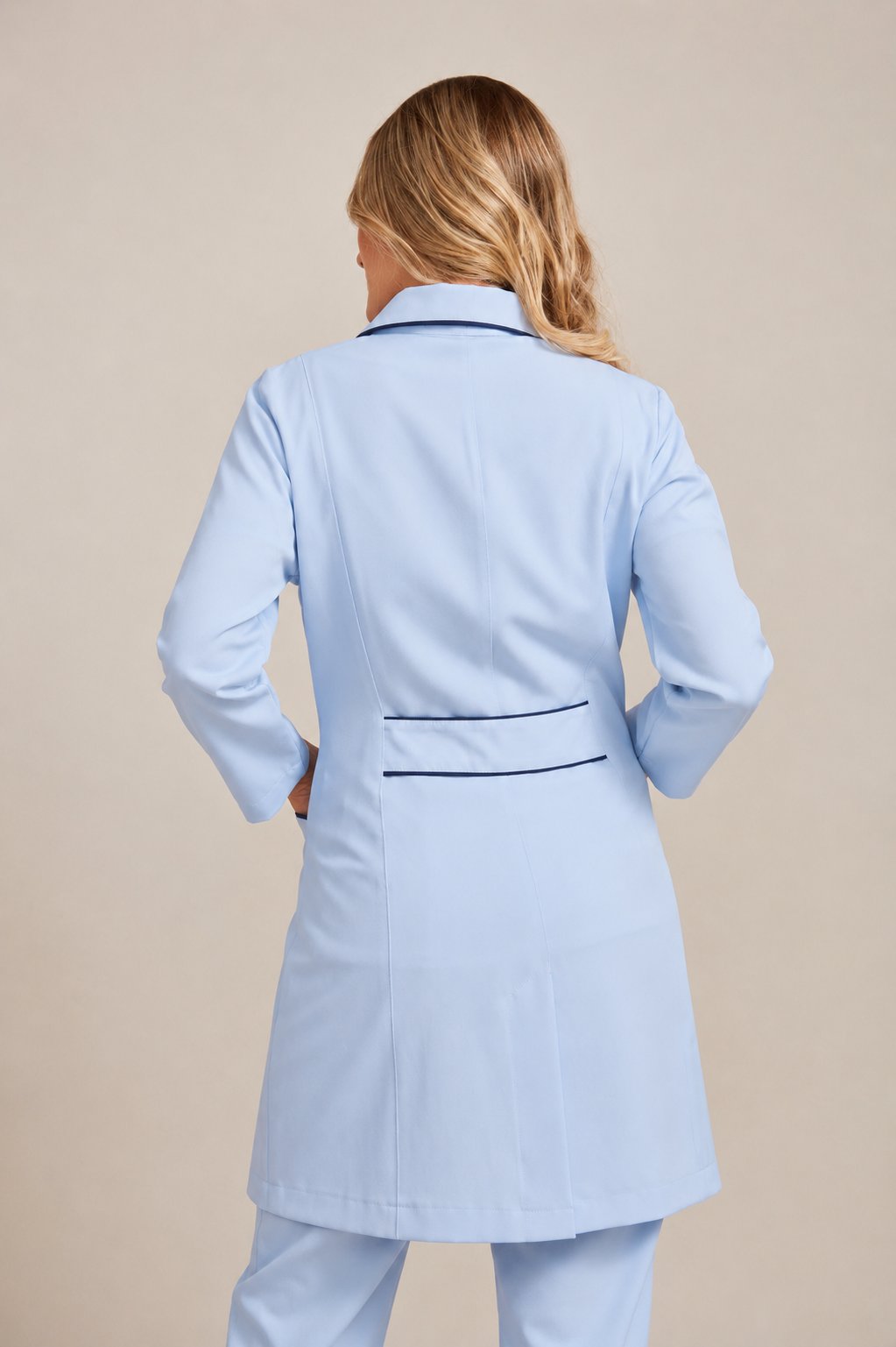Jaleco Feminino Acinturado com Vivo — imagem 4