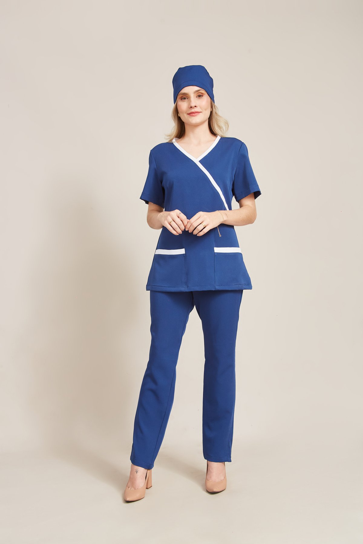 Blusa Scrub Transpassada com Detalhes · REF 088