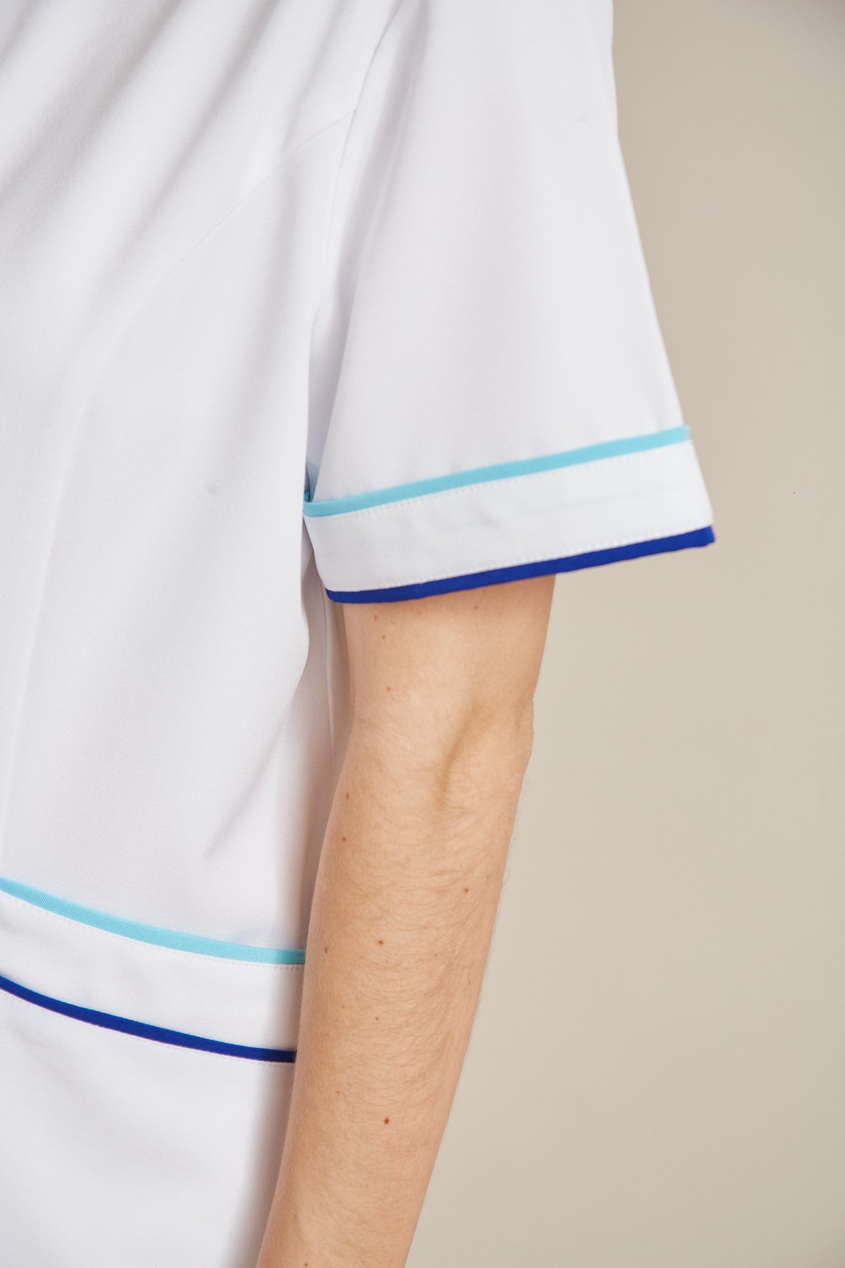 Blusa Scrub Vivo com Botões — imagem 2