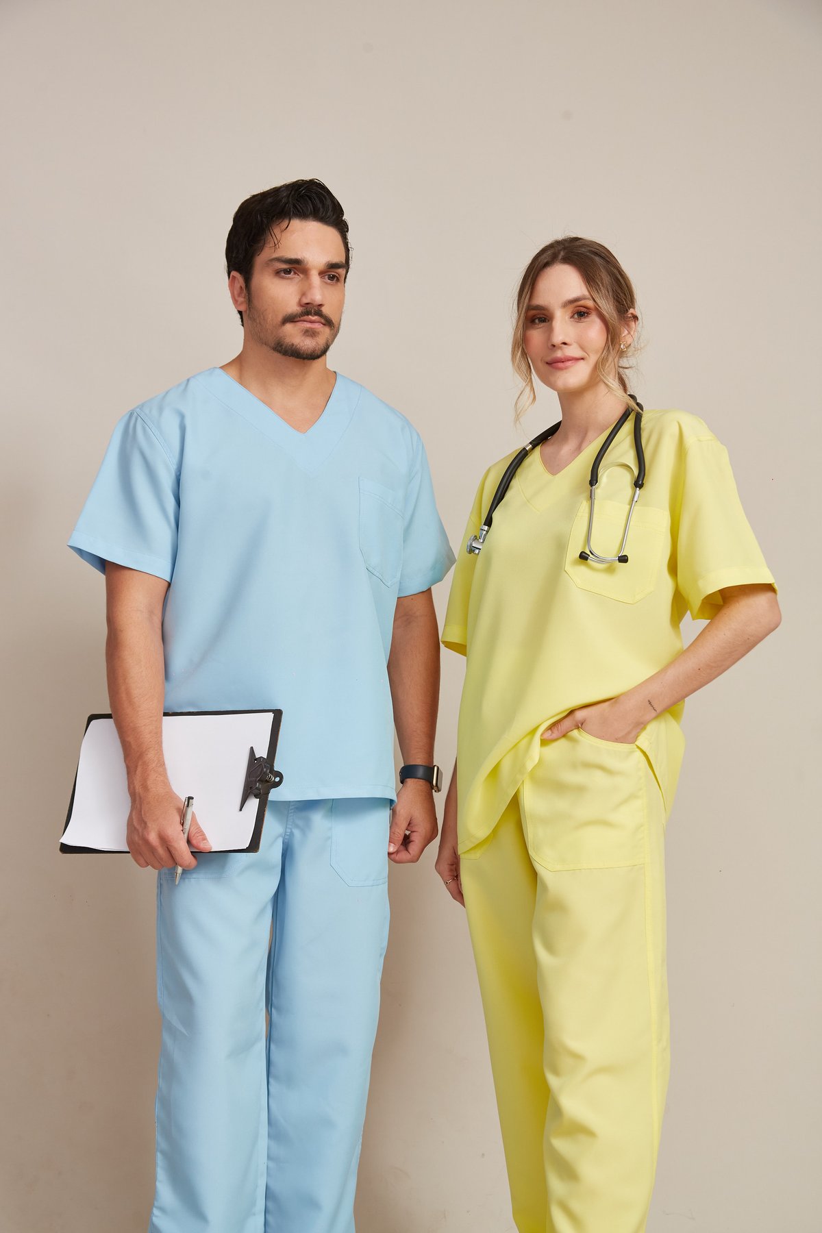 Camisa Scrub Gola V Tradicional · REF 072