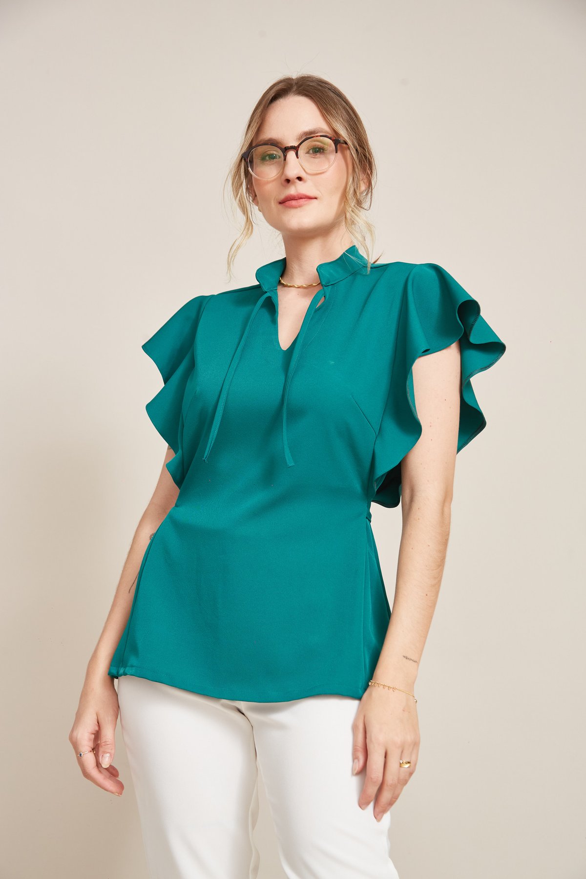 Blusa Feminina com Babados nos Ombros e Amarração — imagem 2
