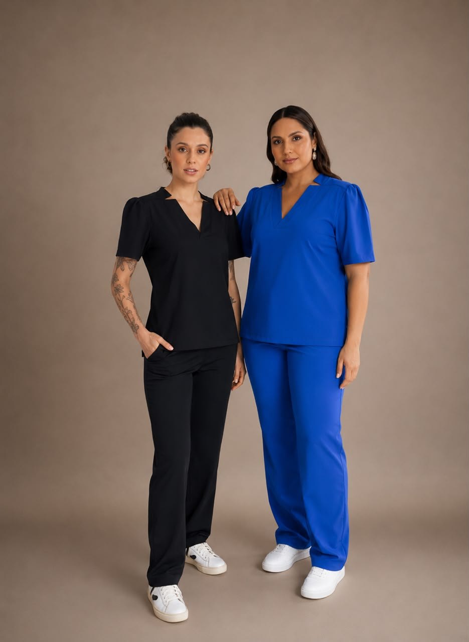 Conjunto Scrub Feminino Decote V com Recortes — imagem 2