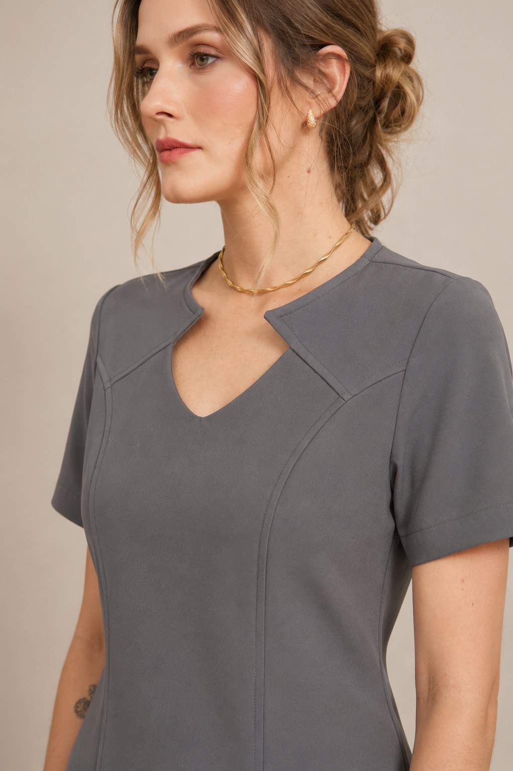 Conjunto Feminino Acinturado com Lapelas — imagem 4